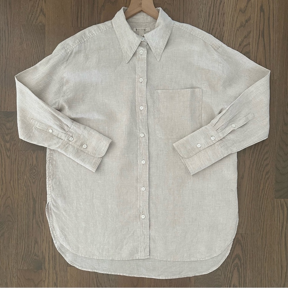 Banana Republic 100% Linen Button Front French Cuff Shirt in Beige Tan Medium
